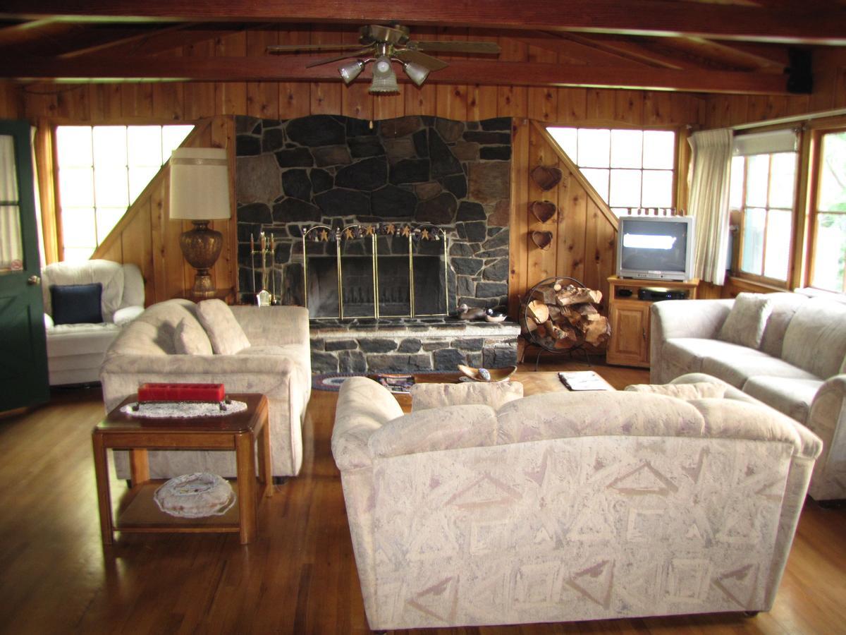 Kern Riverfront Lodge Kernville Ngoại thất bức ảnh